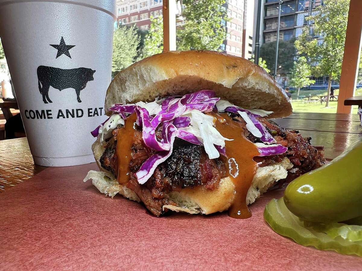 Review At Pinkerton’s Barbecue in downtown San Antonio, the honeymoon