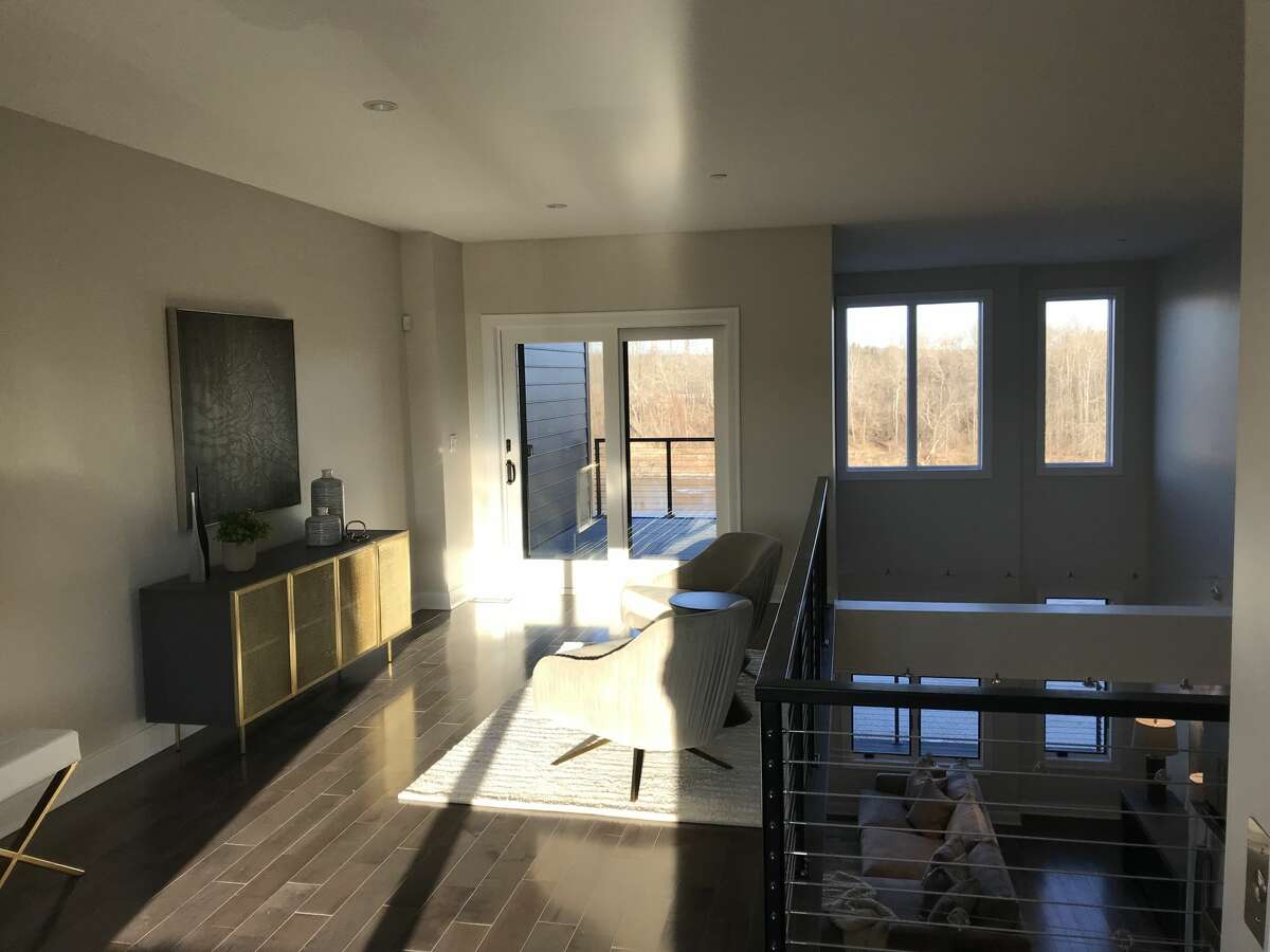 House of the Week Condo along the Mohawk