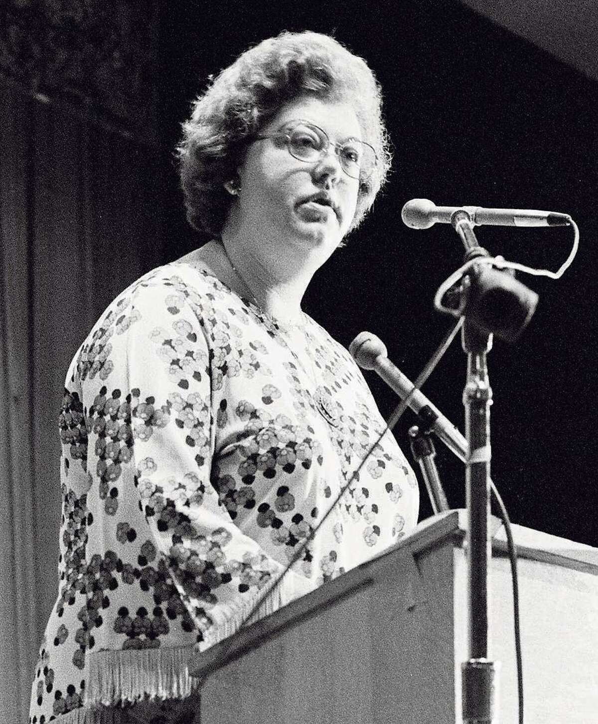 Joan-Marie Shelley speaks at a union gathering in 1971.