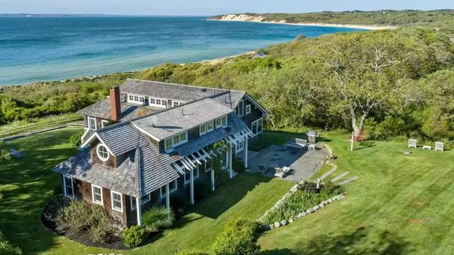 Massachusetts' Most Expensive Home Is $30M Martha's Vineyard Retreat ...