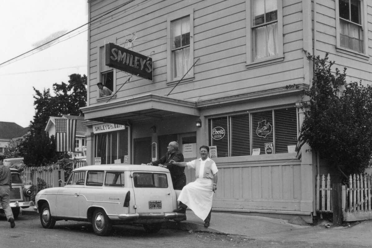 Ismaele "Smiley" Bianchini (right) outside Smiley's around 1960.