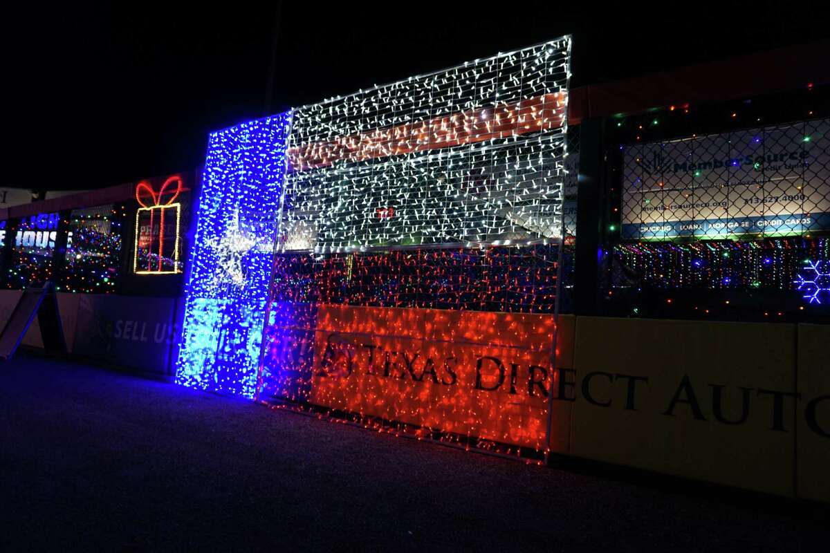 Sugar Land Holiday Lights tickets go on sale