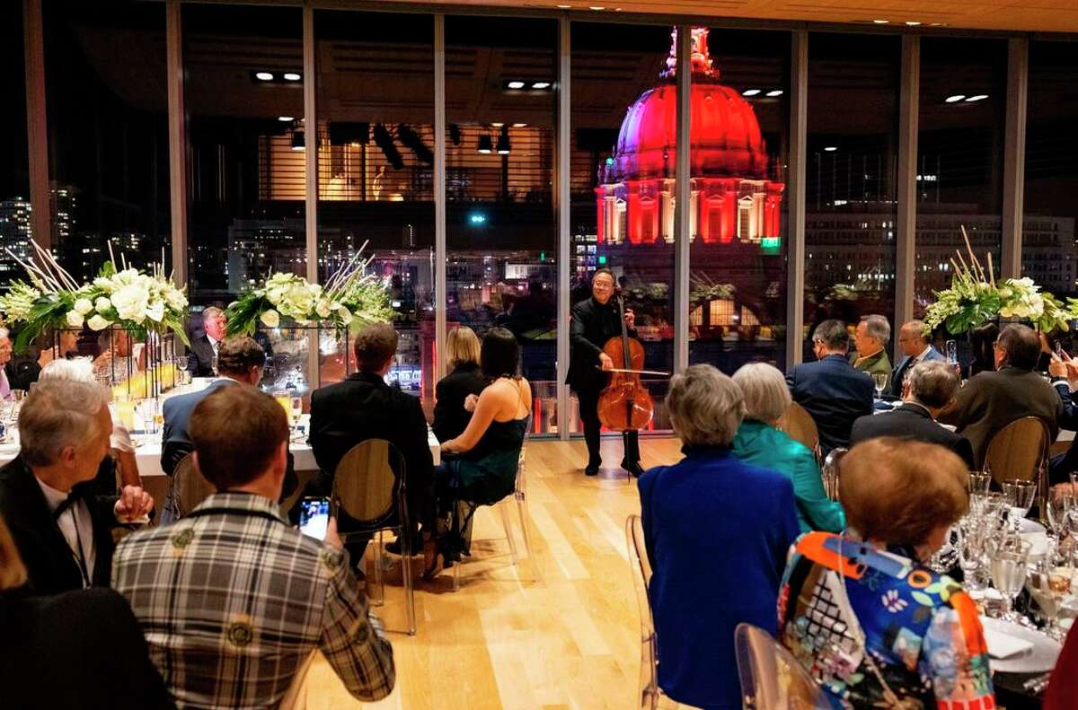 Renowned cellist Yo-Yo Ma performs during a Nov. 12 party to celebrate the completion of the San Francisco Conservatory of Music’s new Bowes Center.