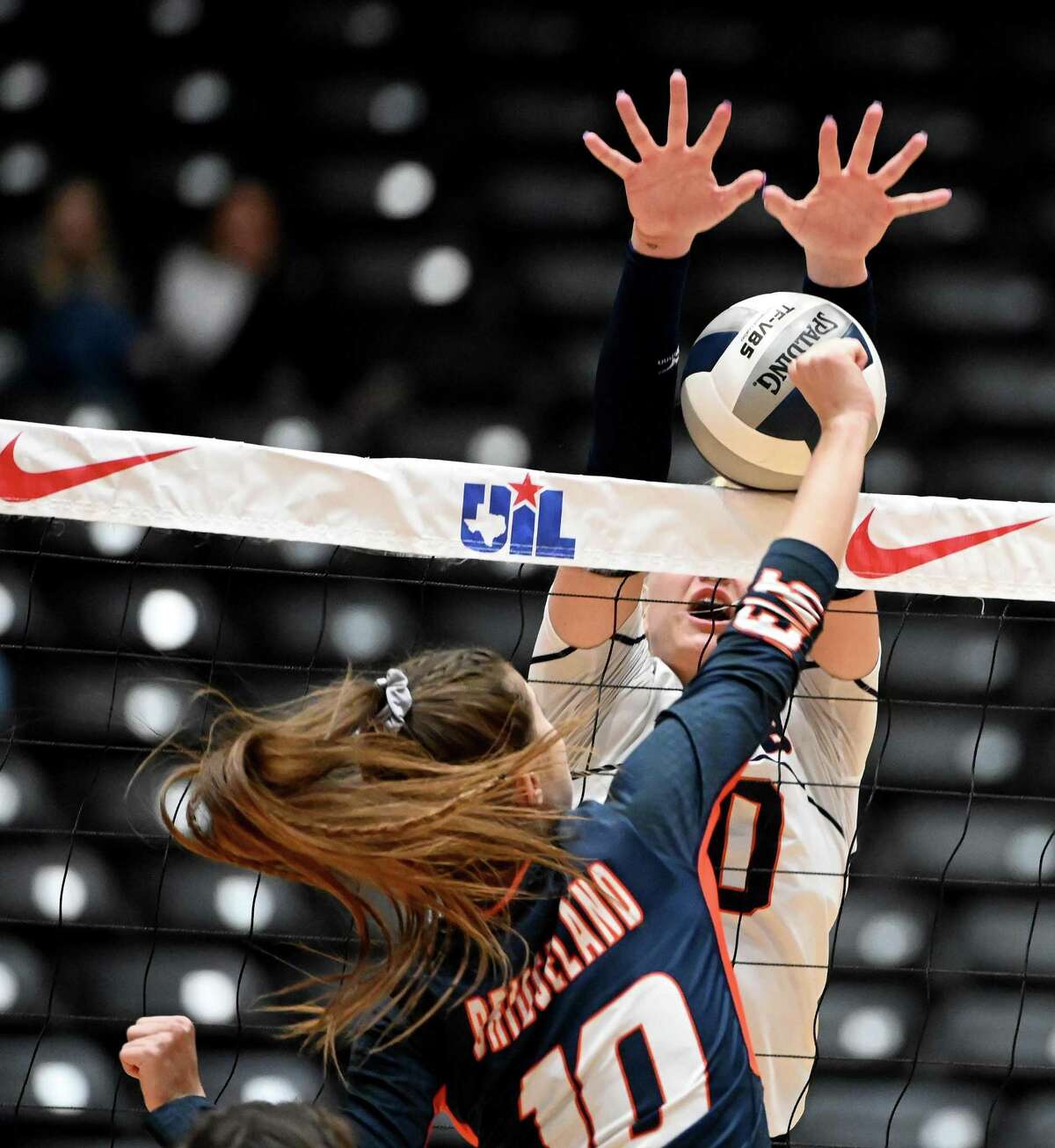 Brandeis moves into the 6A state volleyball final