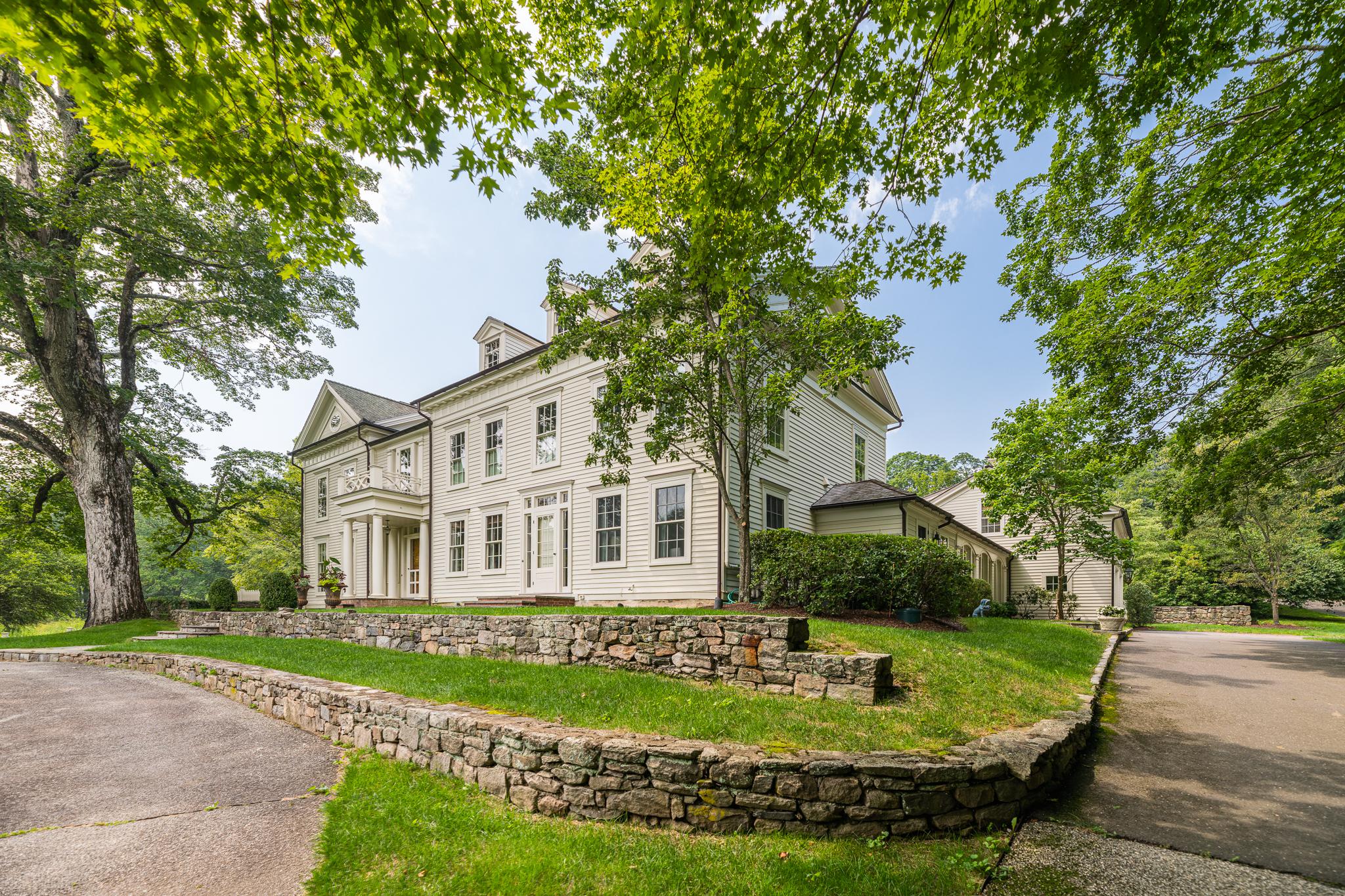 Fairfield home from the 1850s boasts craftsmanship details
