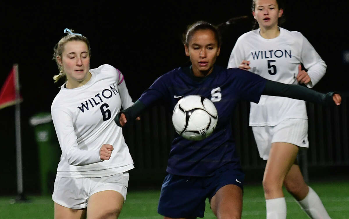 Ledyard girls capture ECC Division III soccer championship