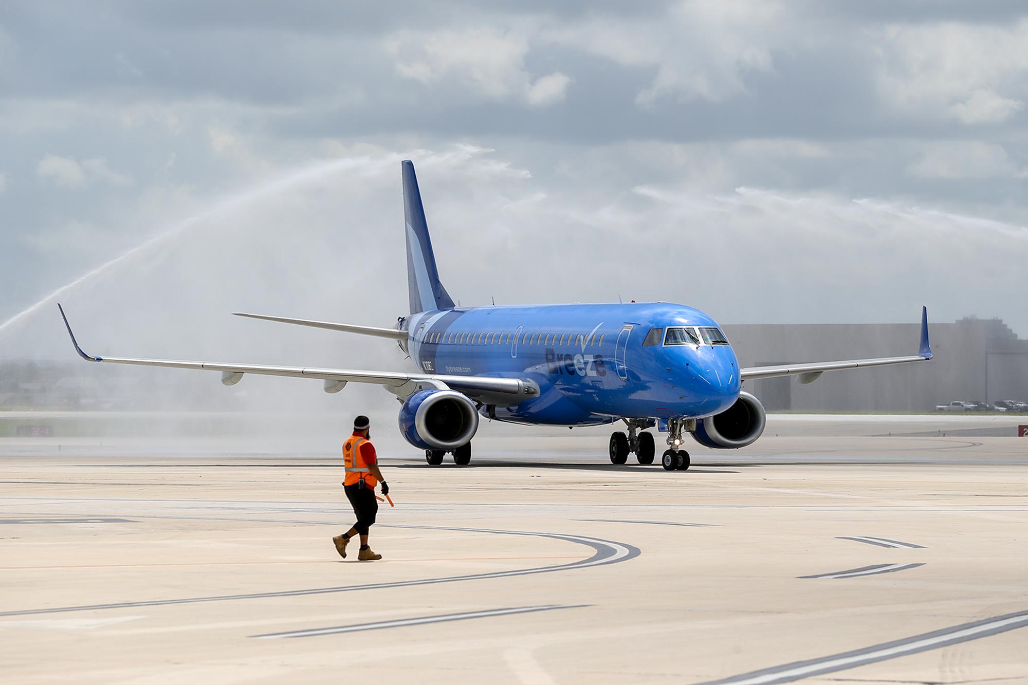 What is Breeze Airways? What to know about the budget airline at Bradley International - Vimarsana News