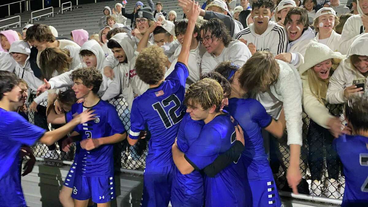 PHS Boys Soccer win historic championship