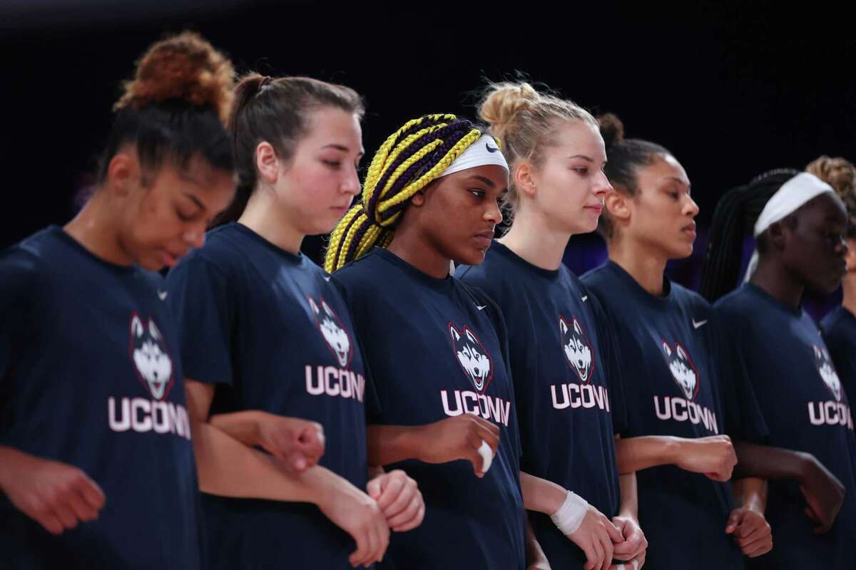 UConn women fall to No. 1 South Carolina in Battle 4 Atlantis championship