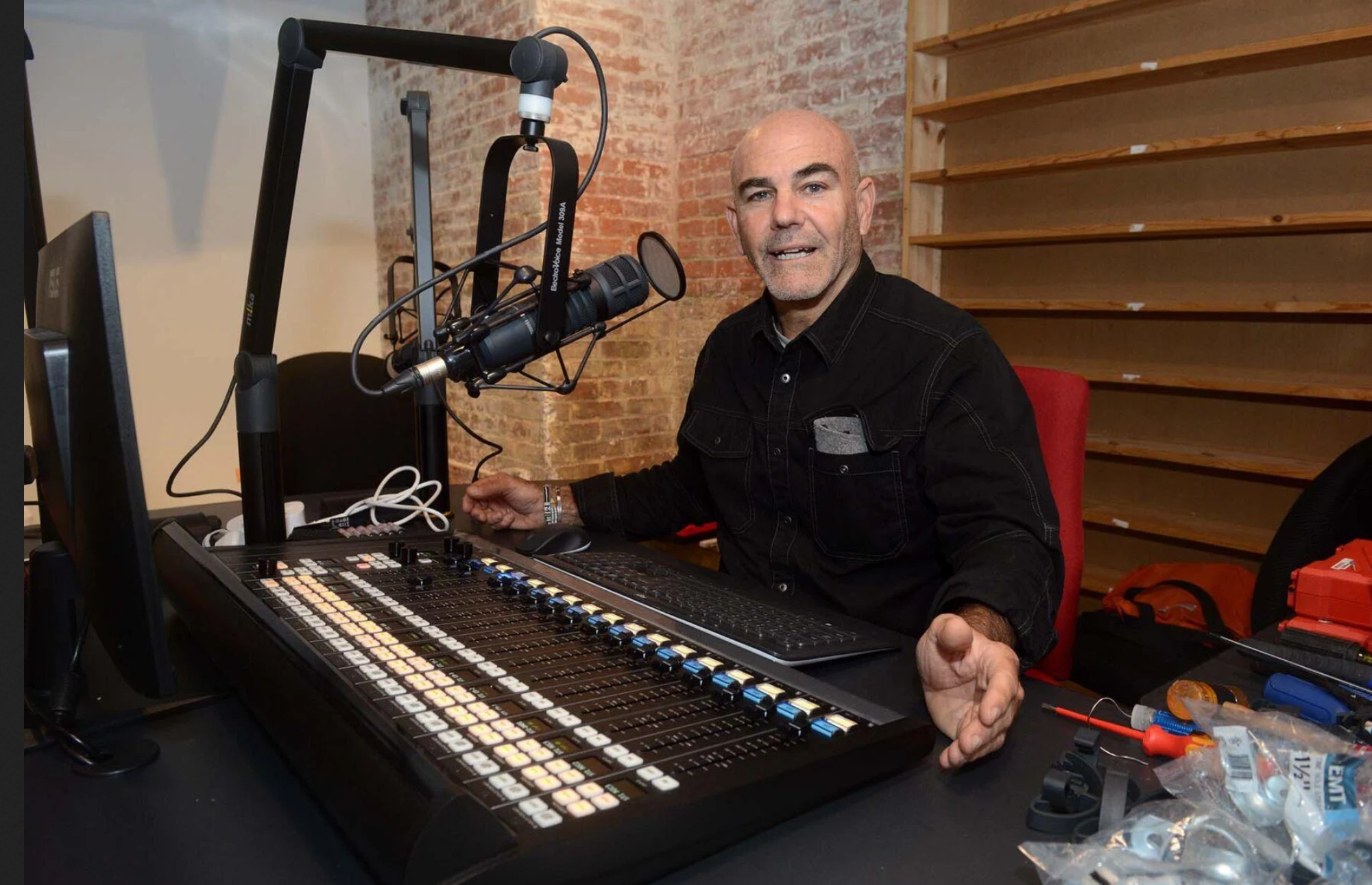 Column: WPKN radio 'leaps into the modern age' and moves to a new home - Vimarsana News