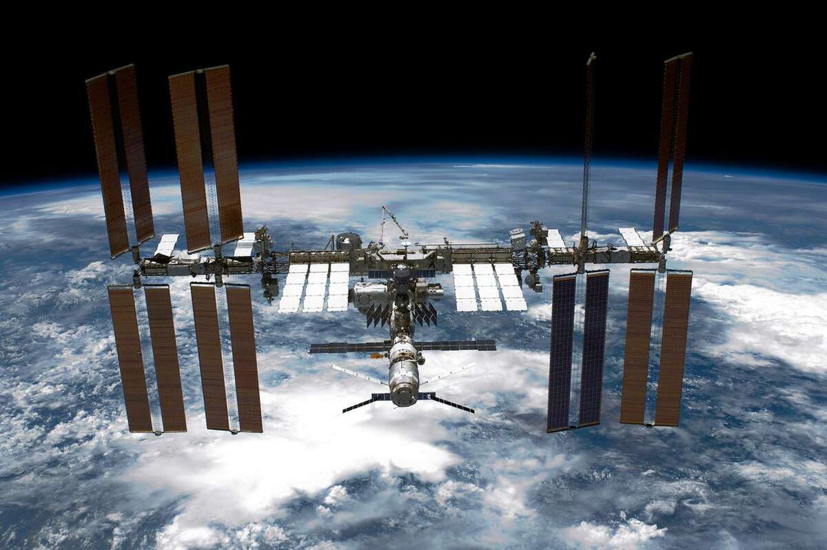 An anti-satellite weapon smashed a Russian orbiter into at least 1,500 pieces, forming a belt of debris hurtling around the Earth at speeds up to 17,000 miles an hour. It forced ground control to awaken the sleeping crew of the International Space Station and ask them to close hatches and scramble into docked spacecraft for safety. (NASA/TNS)