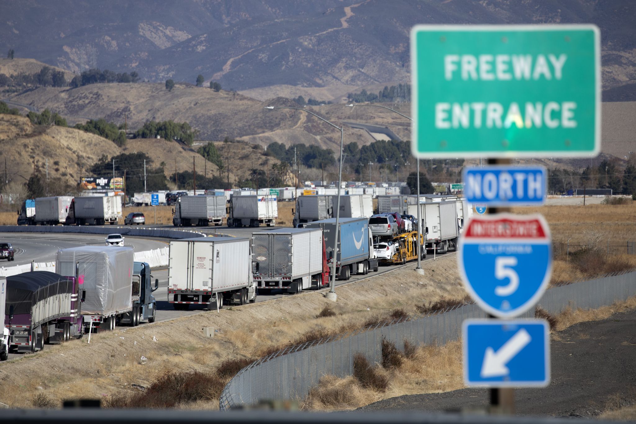 Fierce Winds Head For Southern California, Forecasters Warn Of Driving ...