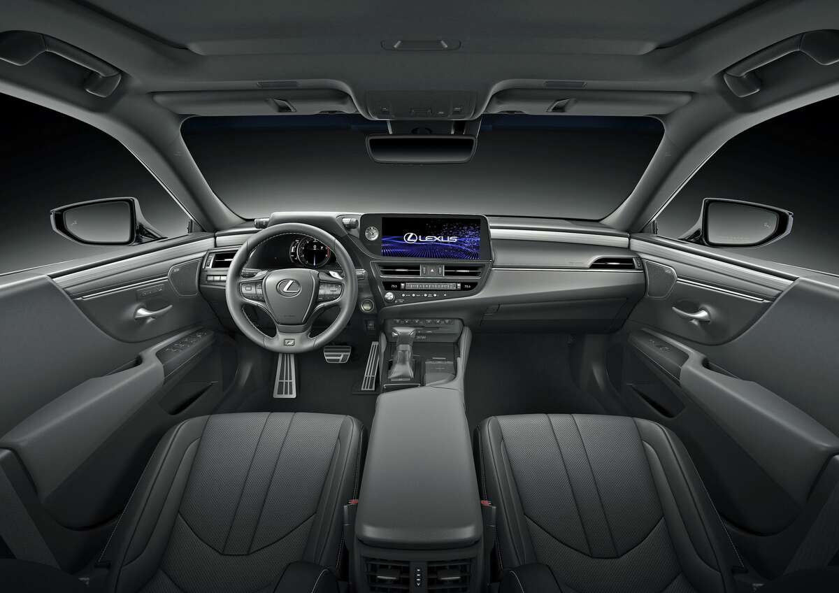 The Lexus ES 300h hybrid sedan has country   for up   to 5  passengers, and a agelong  database  of modular  and disposable  luxury features.