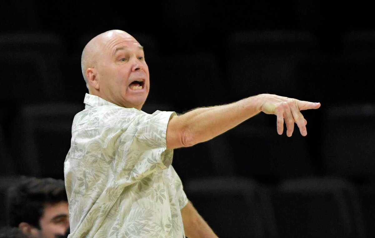LAS VEGAS, NEVADA - NOVEMBER 23: Head coach Randy Bennett of the St. Mary's Gaels calls to his team against the Oregon Ducks during the 2021 Maui Invitational basketball tournament at Michelob ULTRA Arena on November 23, 2021 in Las Vegas, Nevada. (Photo by David Becker/Getty Images)