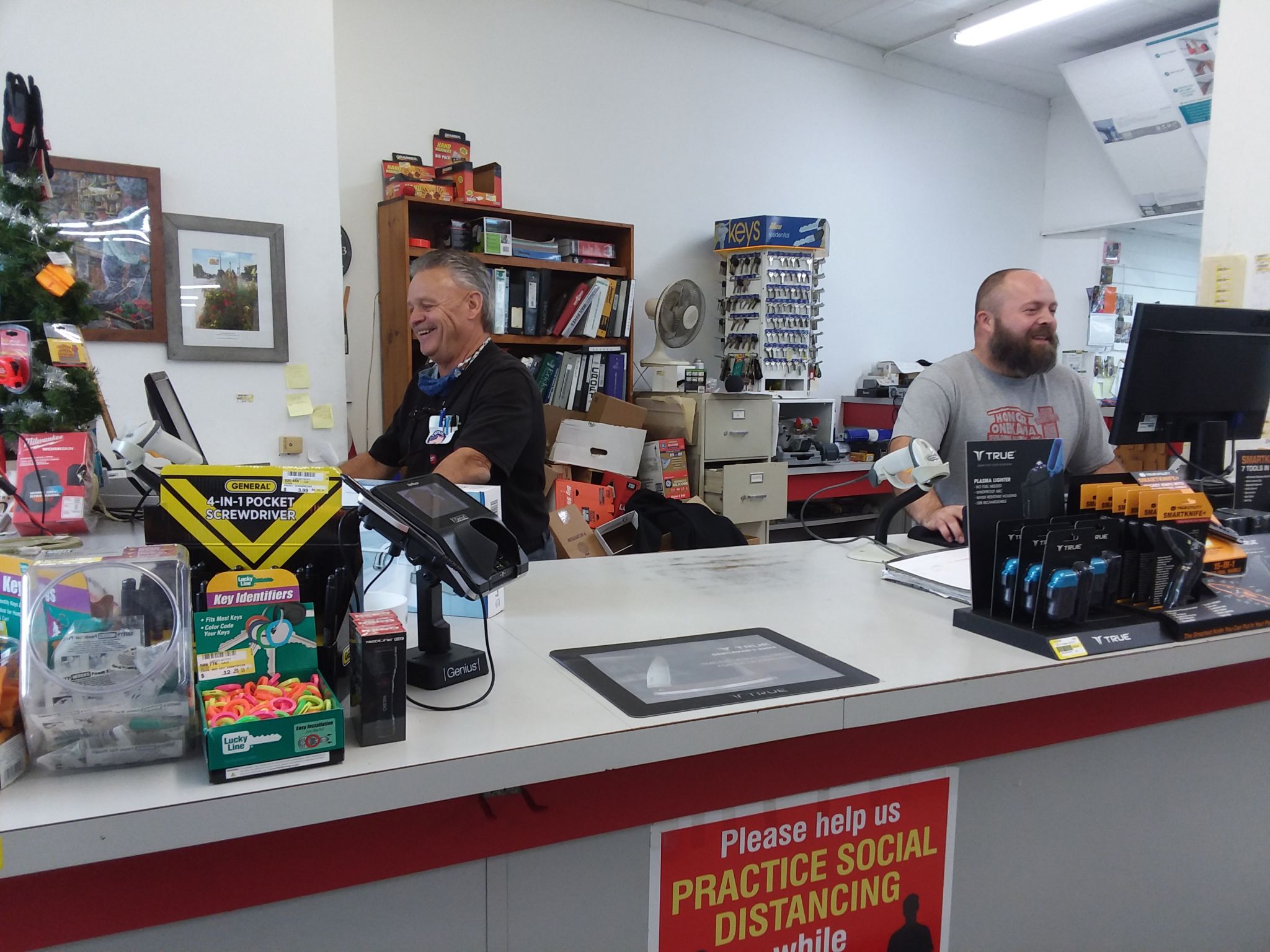 Honor, Onekama hardware stores under new ownership