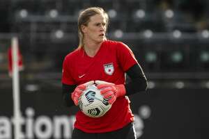 CT soccer star Alyssa Naeher nominated for top FIFA award - Photo