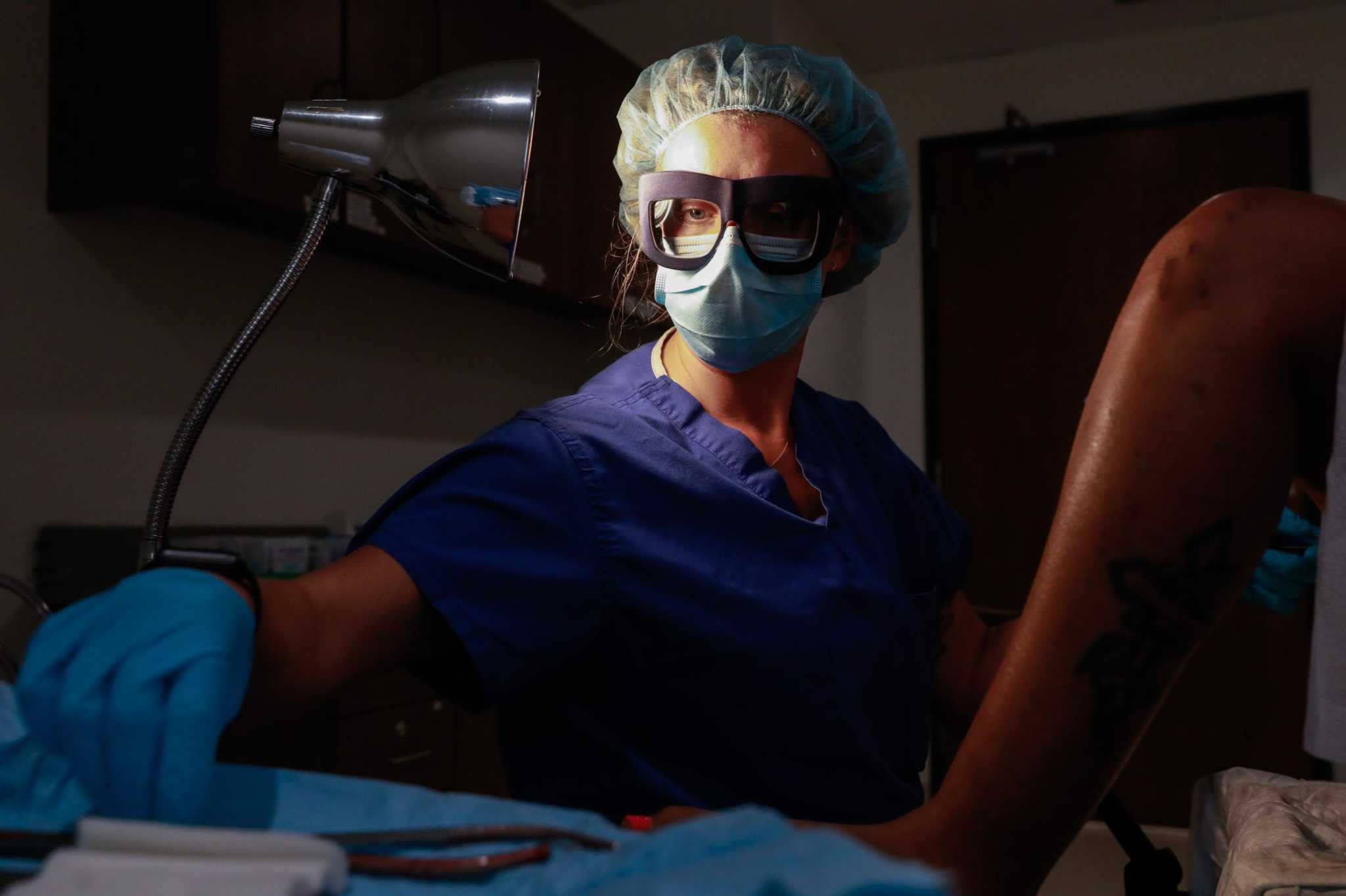 As abortion rights hang in the balance, East Bay doctor keeps making trips to Oklahoma clinic - Vimarsana News