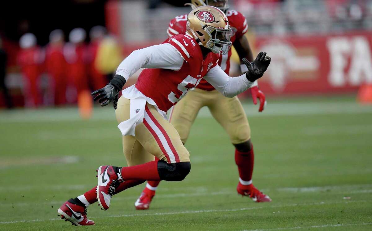 49ers' Patrick Willis playing with pins inserted in broken hand – East Bay  Times