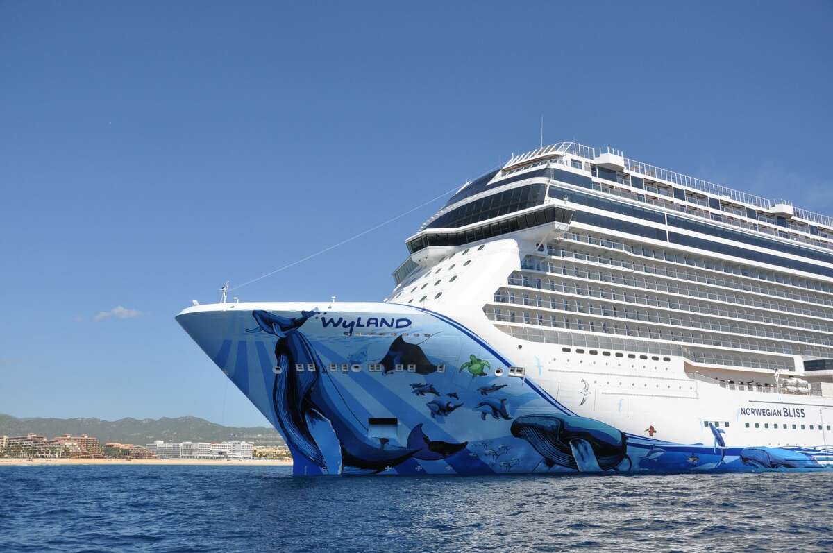 Norwegian Bliss sailing in Cabo San Lucas, Mexico