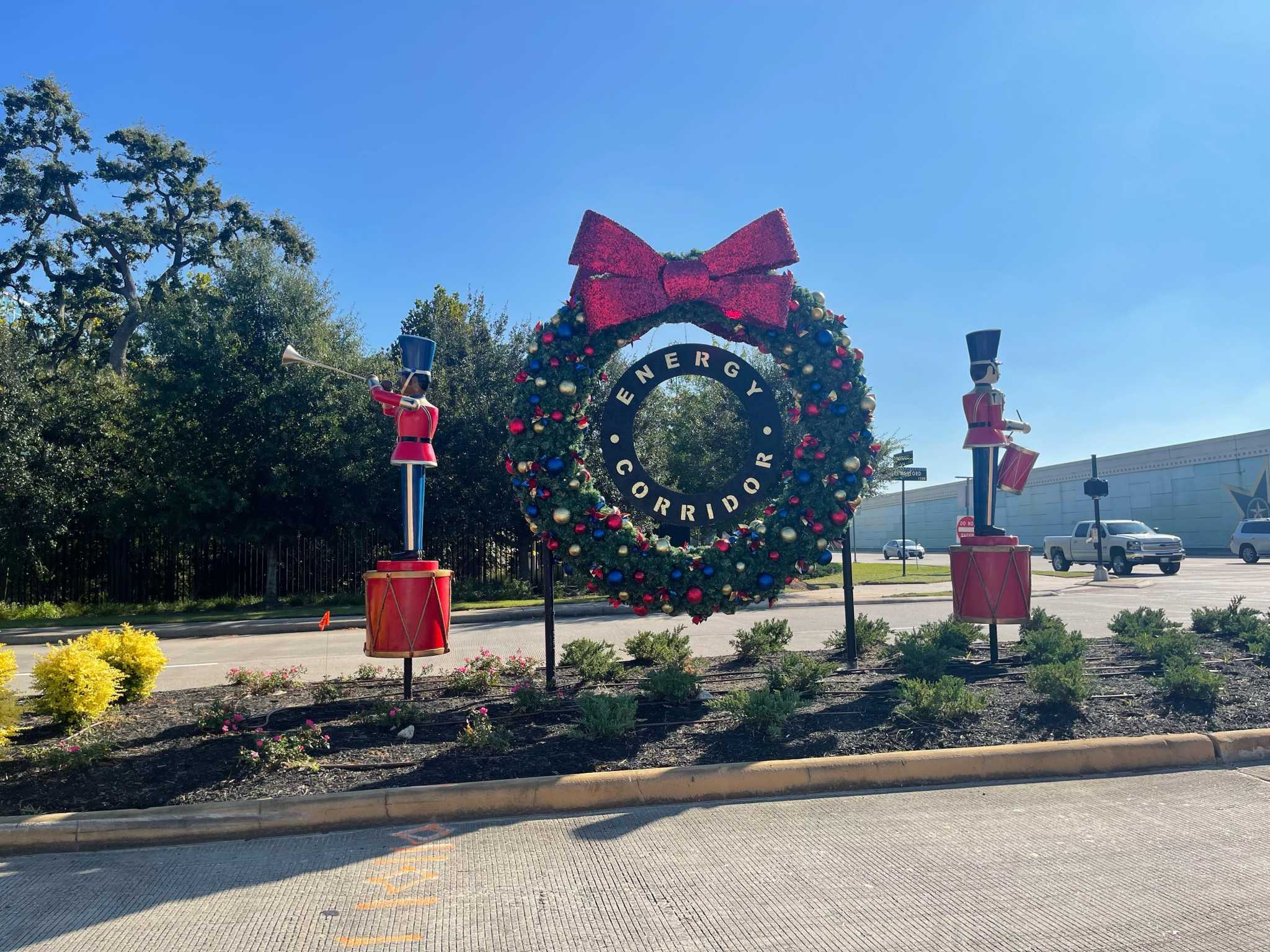 Energy Corridor brings holiday cheer to the District