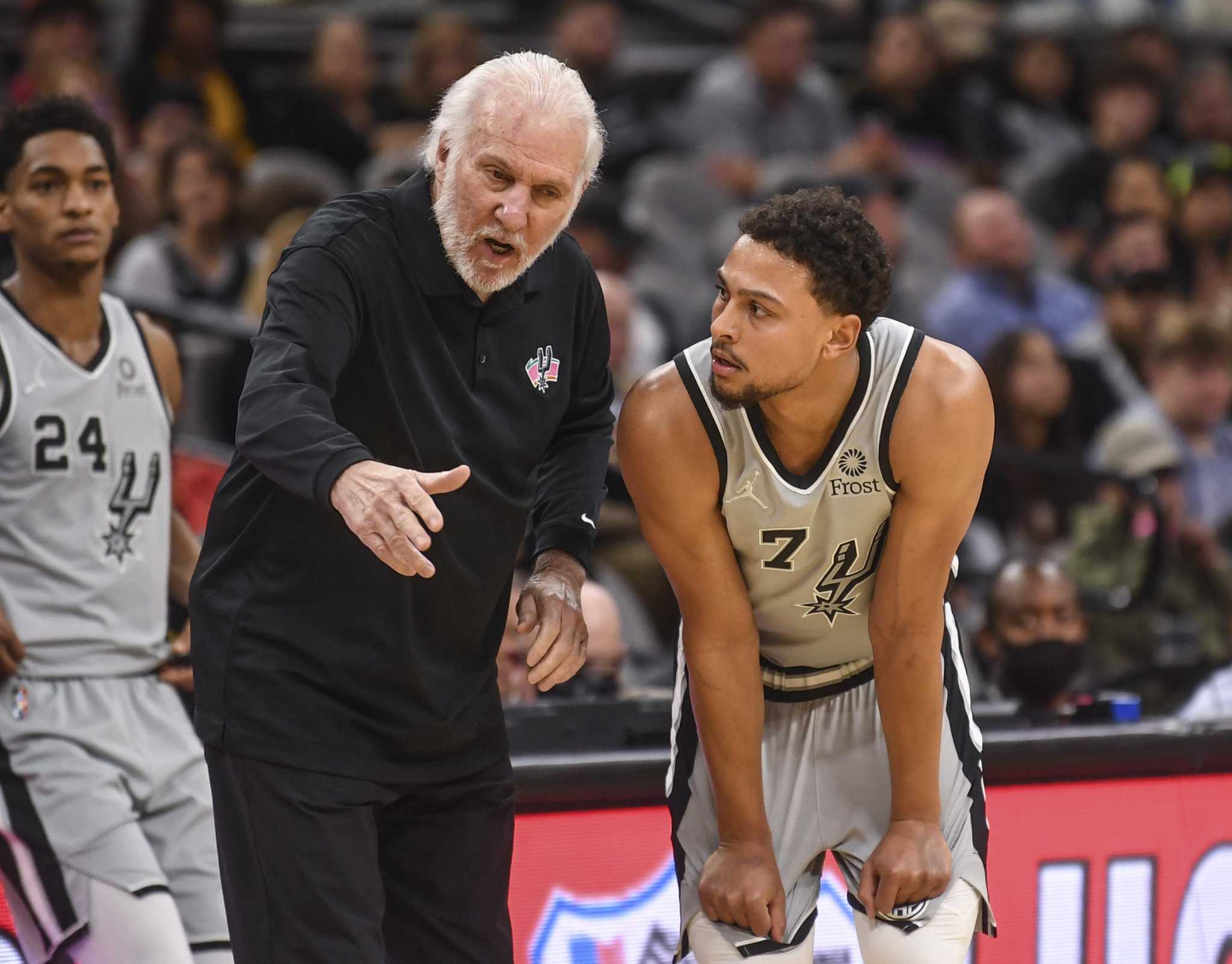 San Antonio Spurs' Bryn Forbes shows professionalism in second-half binge
