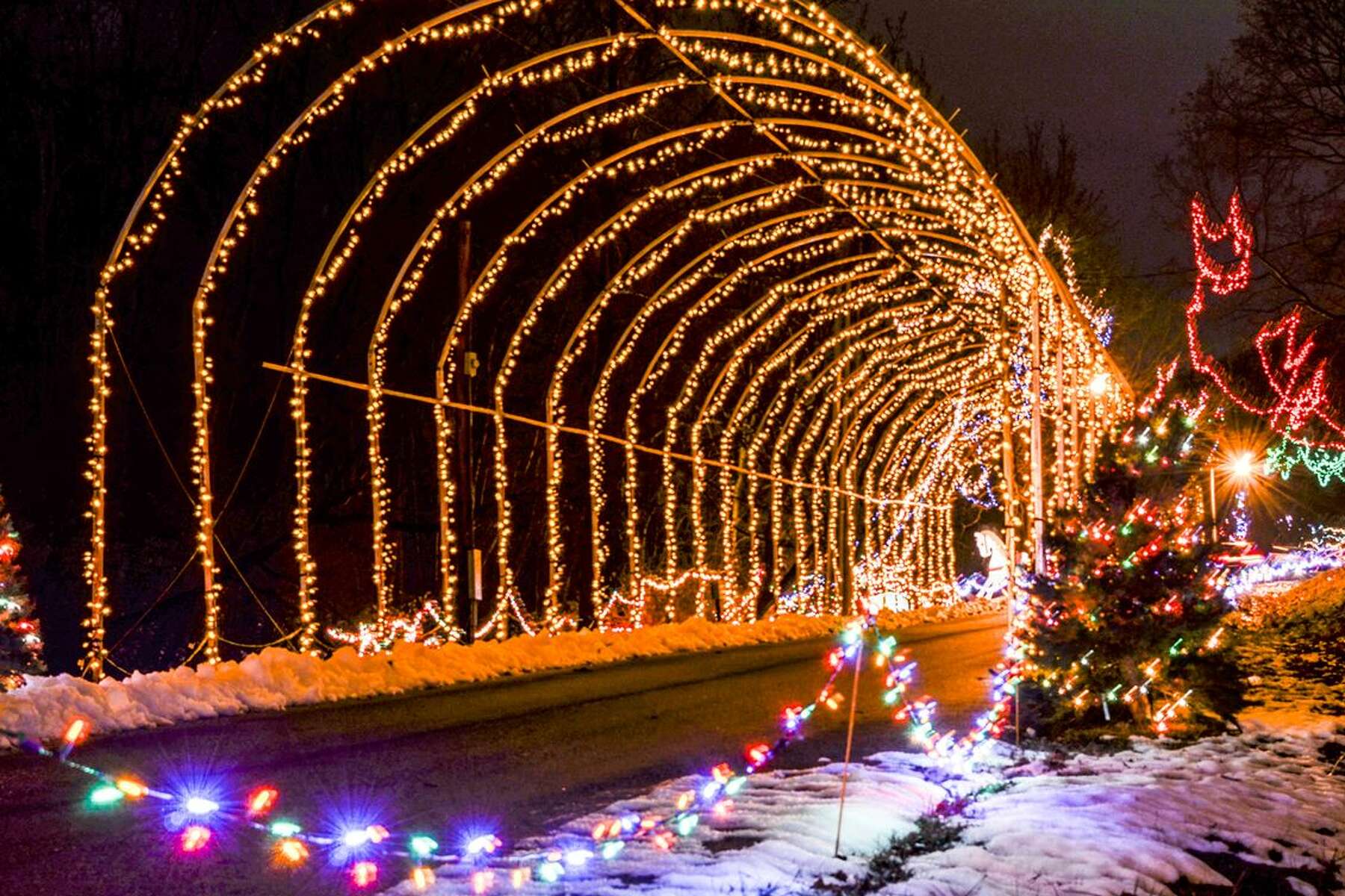 Belleville Il Christmas Lighting Display 2022 Christmas Wonderland Opens Friday In Alton
