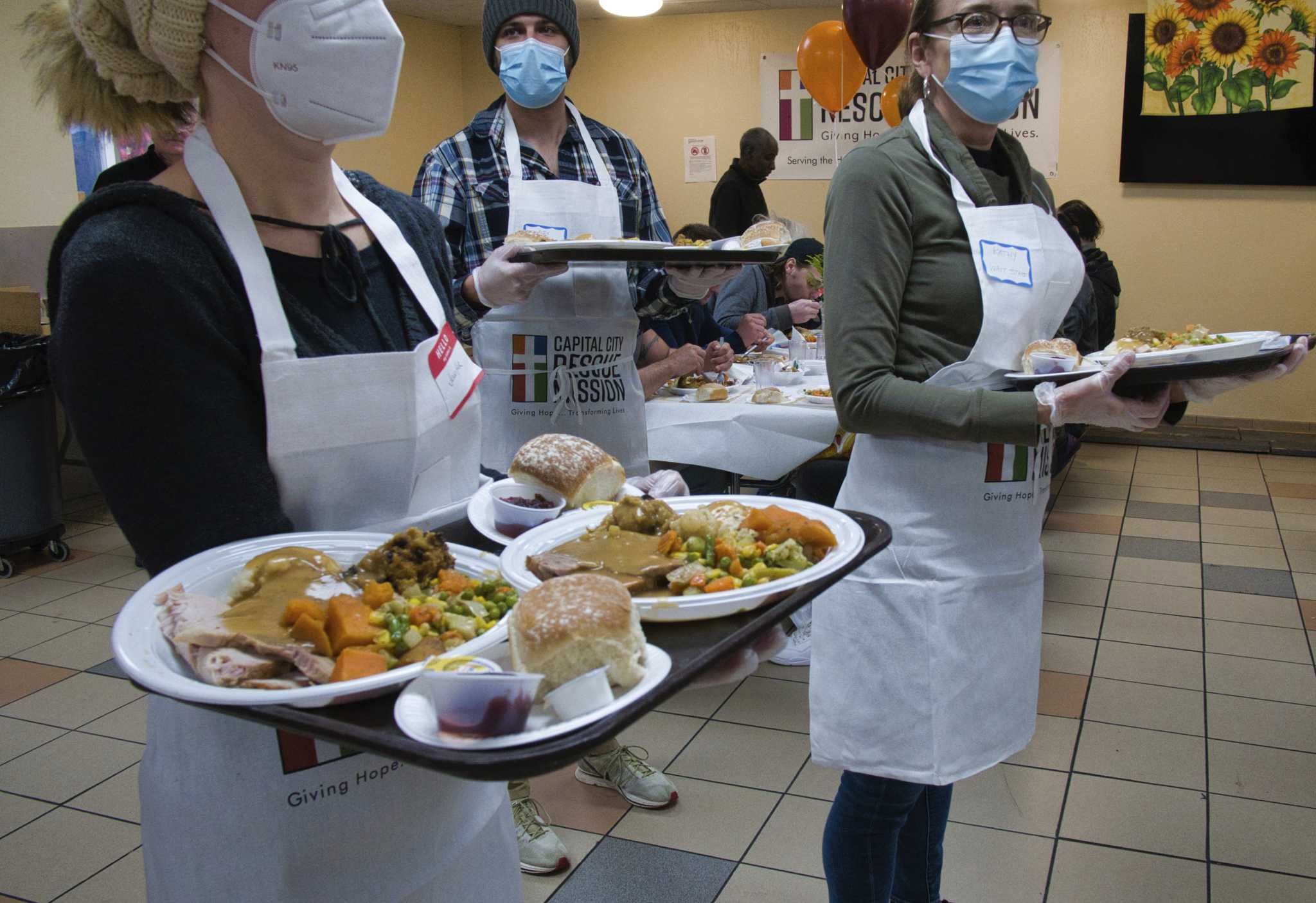 Capital City Rescue Mission hosts sitdown, inperson Thanksgiving