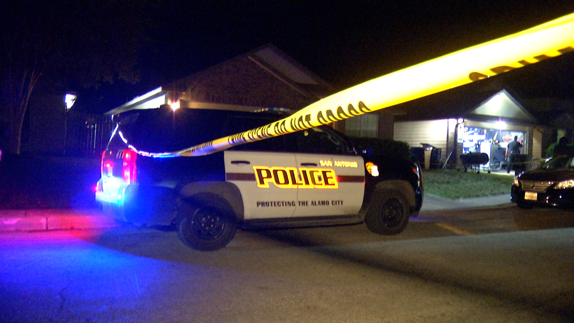 One dead, two injured in gun battle at East Side home Thanksgiving night - Vimarsana News