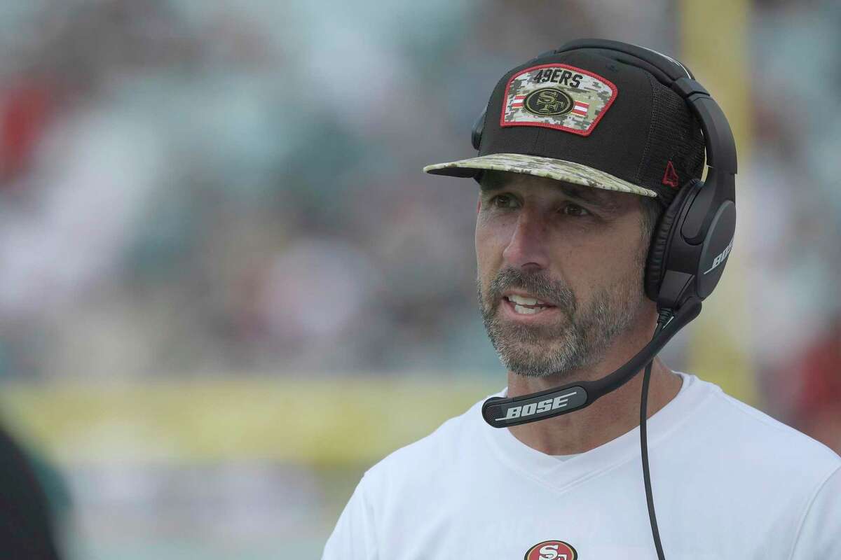 Kyle Shanahan's building a 'positionless' offense