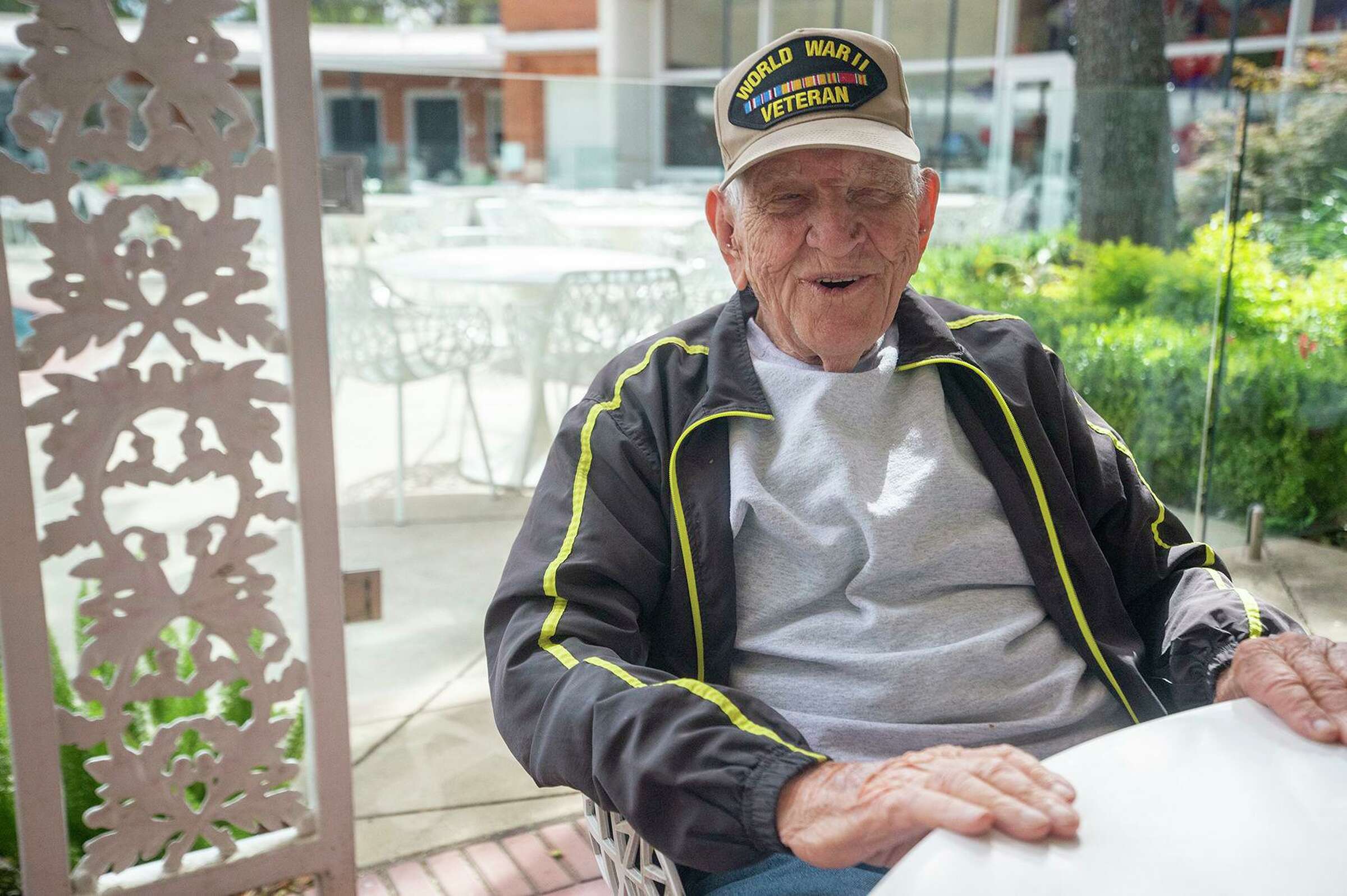 At 96, World War II veteran rides bike down memory lane