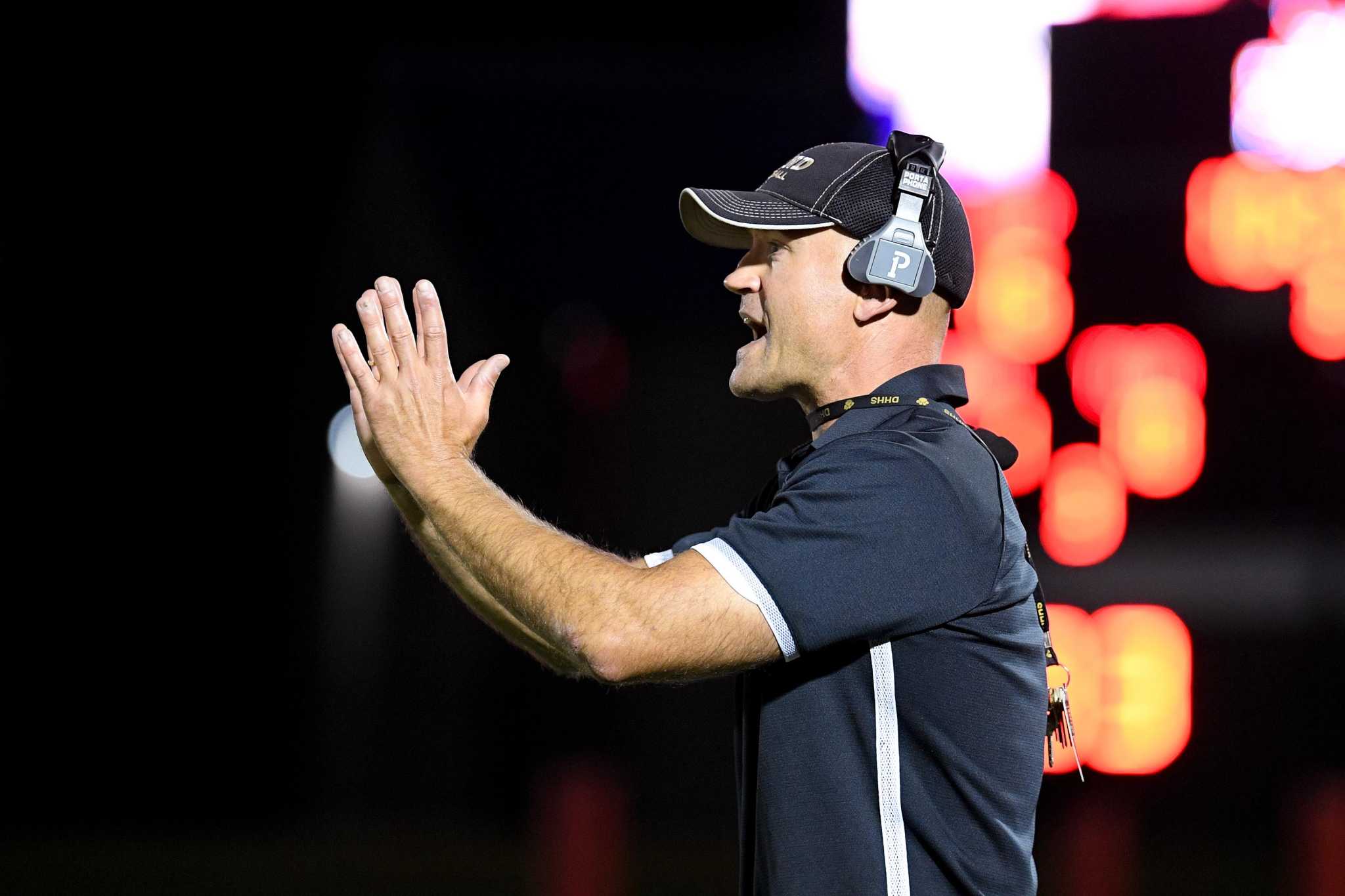 Jeff Jacobs: Tough schedules produced a worthy reward for a pair of playoff teams - Vimarsana News