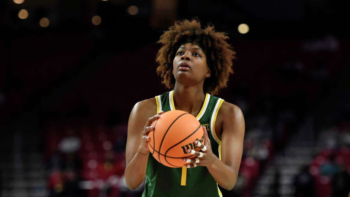 BaylorProud » NaLyssa Smith (No. 2 overall) leads trio of Bears