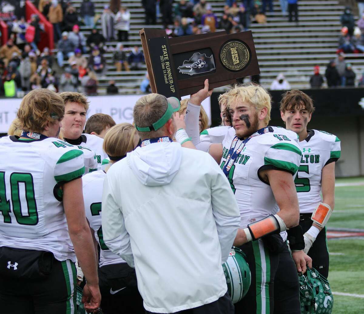 Le-Win Powers Past Hawks For State Title