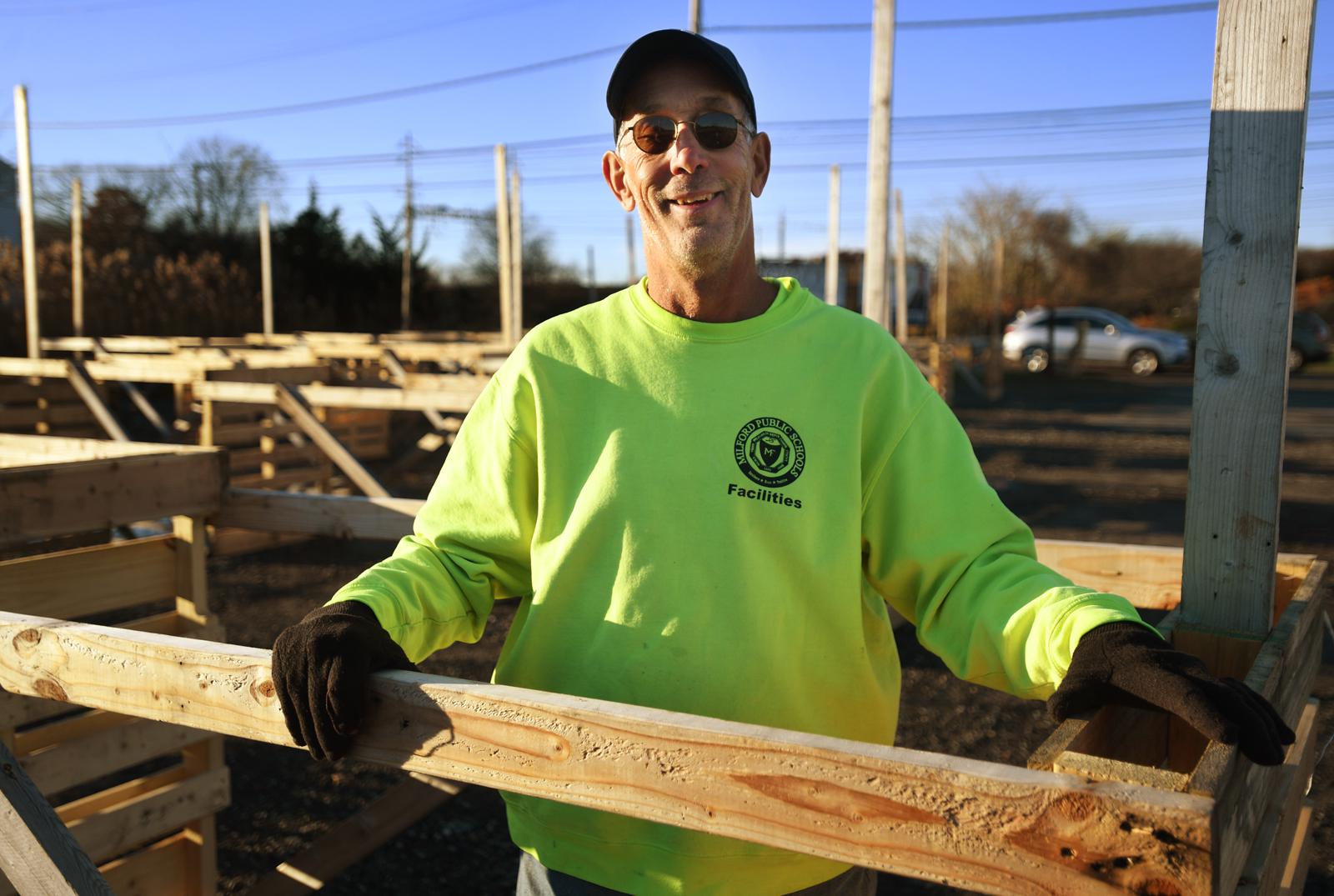 Milford groundskeeper winds down 30-year side job selling trees - Vimarsana News
