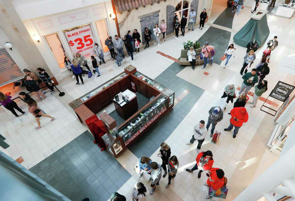 The Woodlands Mall to open early on Black Friday