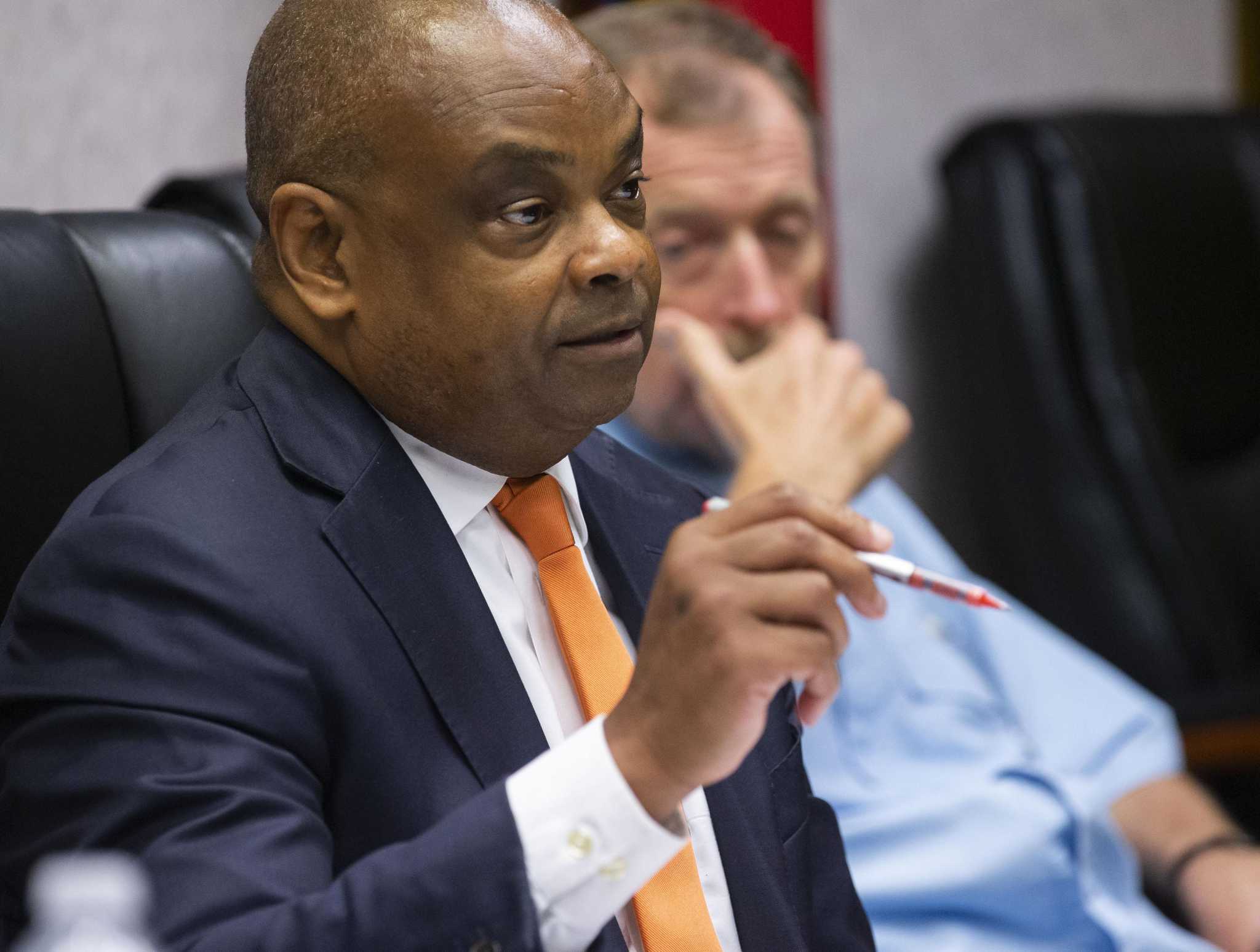Galveston Republicans gut precinct represented by county's lone Black, Democratic county commissioner - Vimarsana News