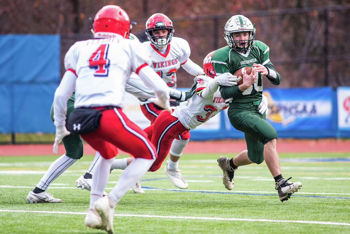 Greenwich football team's season ends with Class D state semifinal loss ...