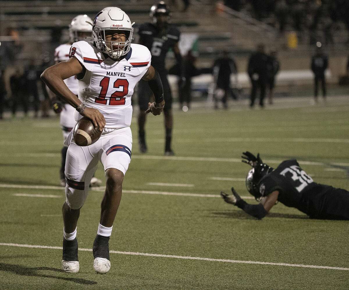 Hightower takes down Manvel for playoff victory