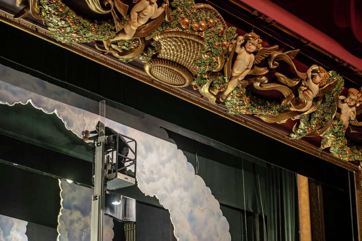 Houston Ballet's 'The Nutcracker' returns to Wortham after two years. Here's what to expect