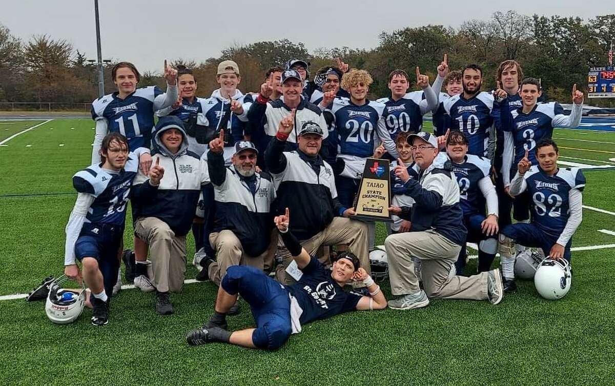 The Northside Lions won the TAIAO Division II (6-man) state championship on Saturday, November 27, 2021 in Bryan.