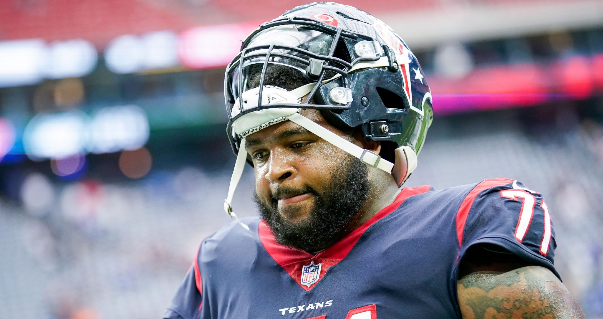 Texans' Tytus Howard starts at left tackle