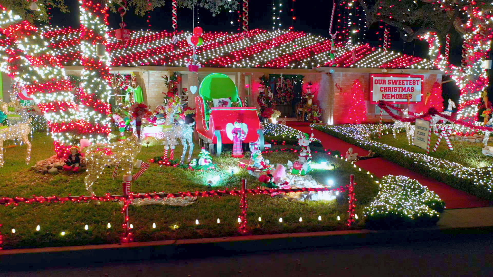 Windcrest family wins the 'Great Christmas Light Fight'