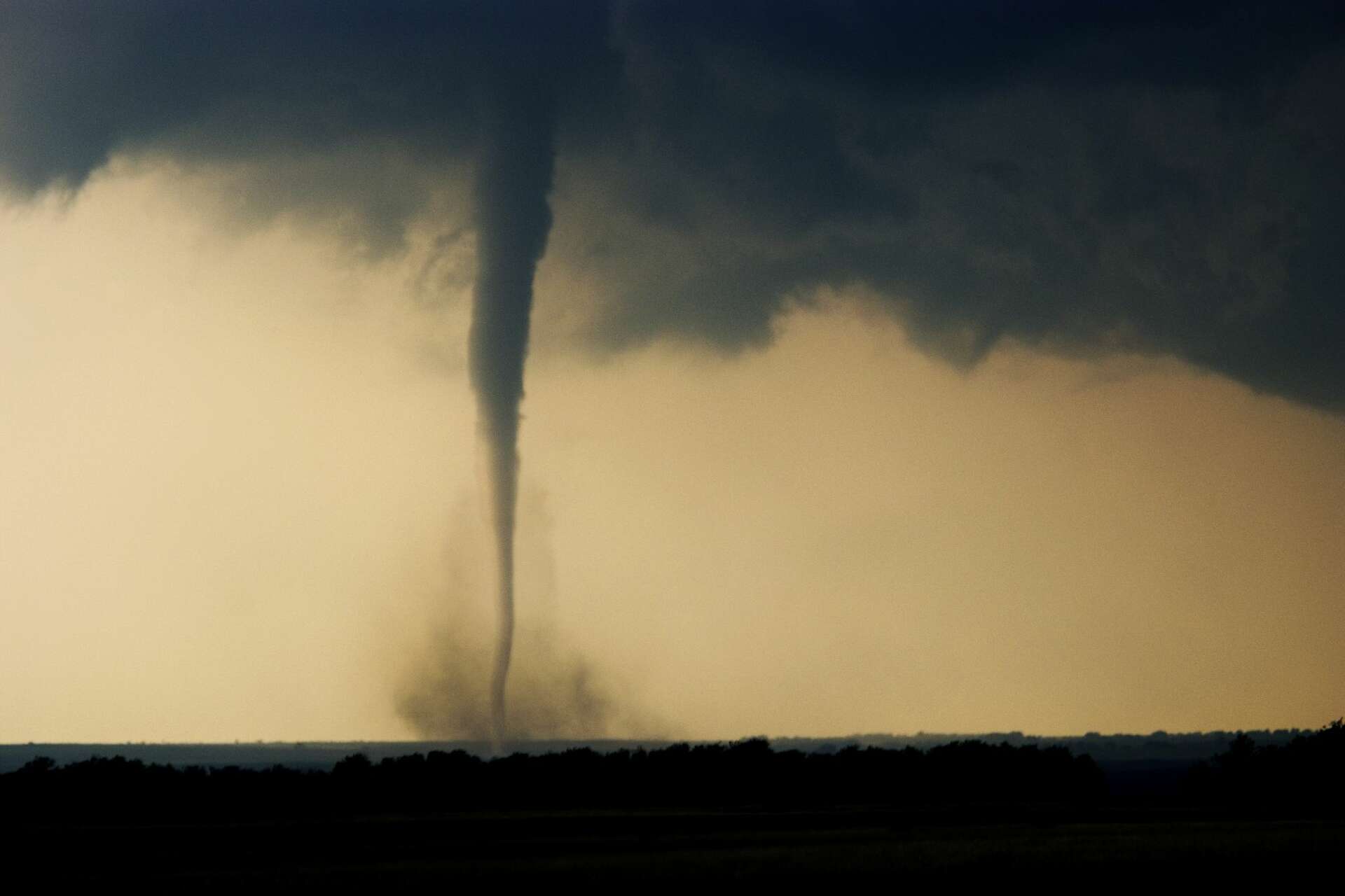 Tornado watch and warning explained: What you need to know Tornado watch and warning explained: What you need to know