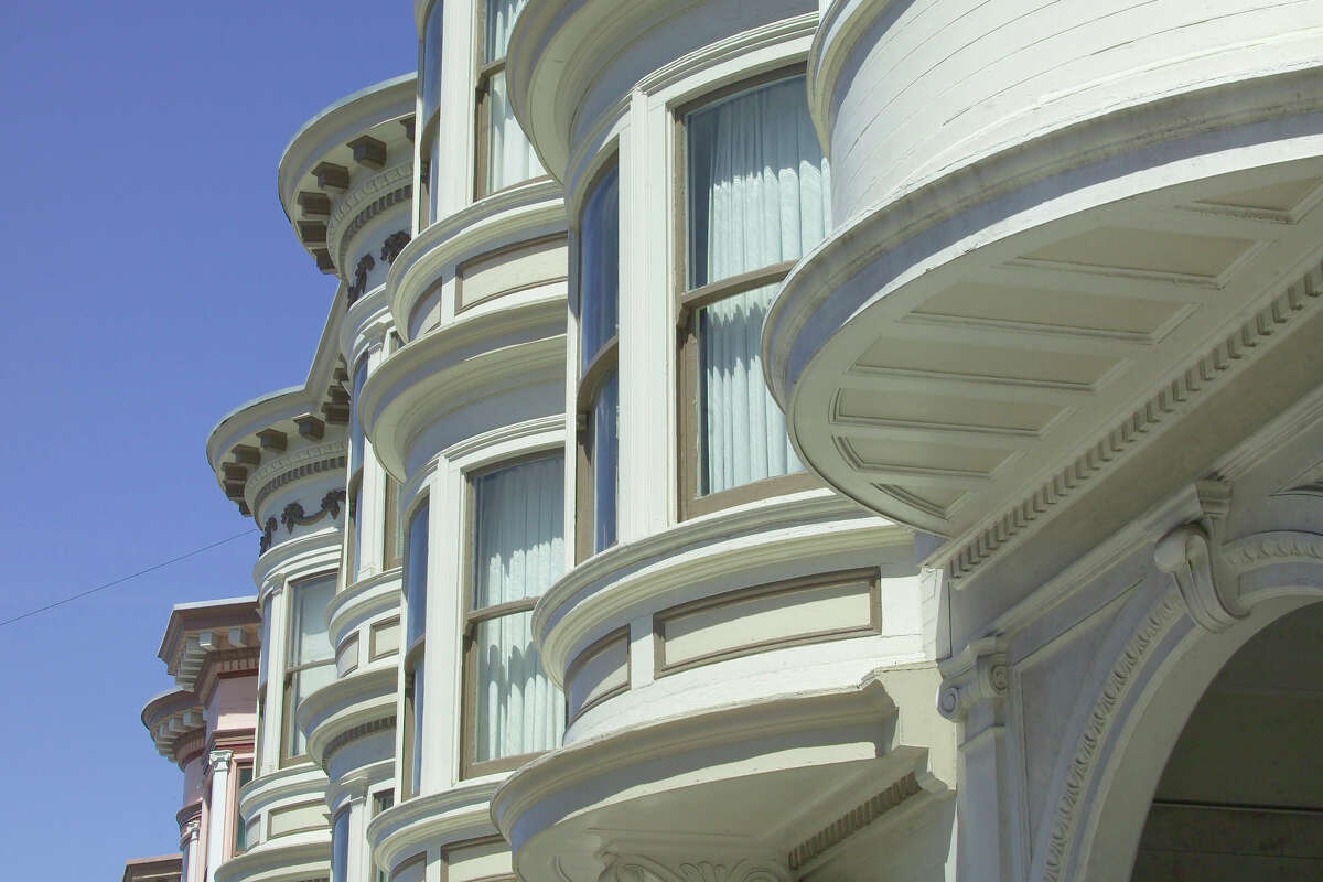 A row of bay windows in San Francisco.
