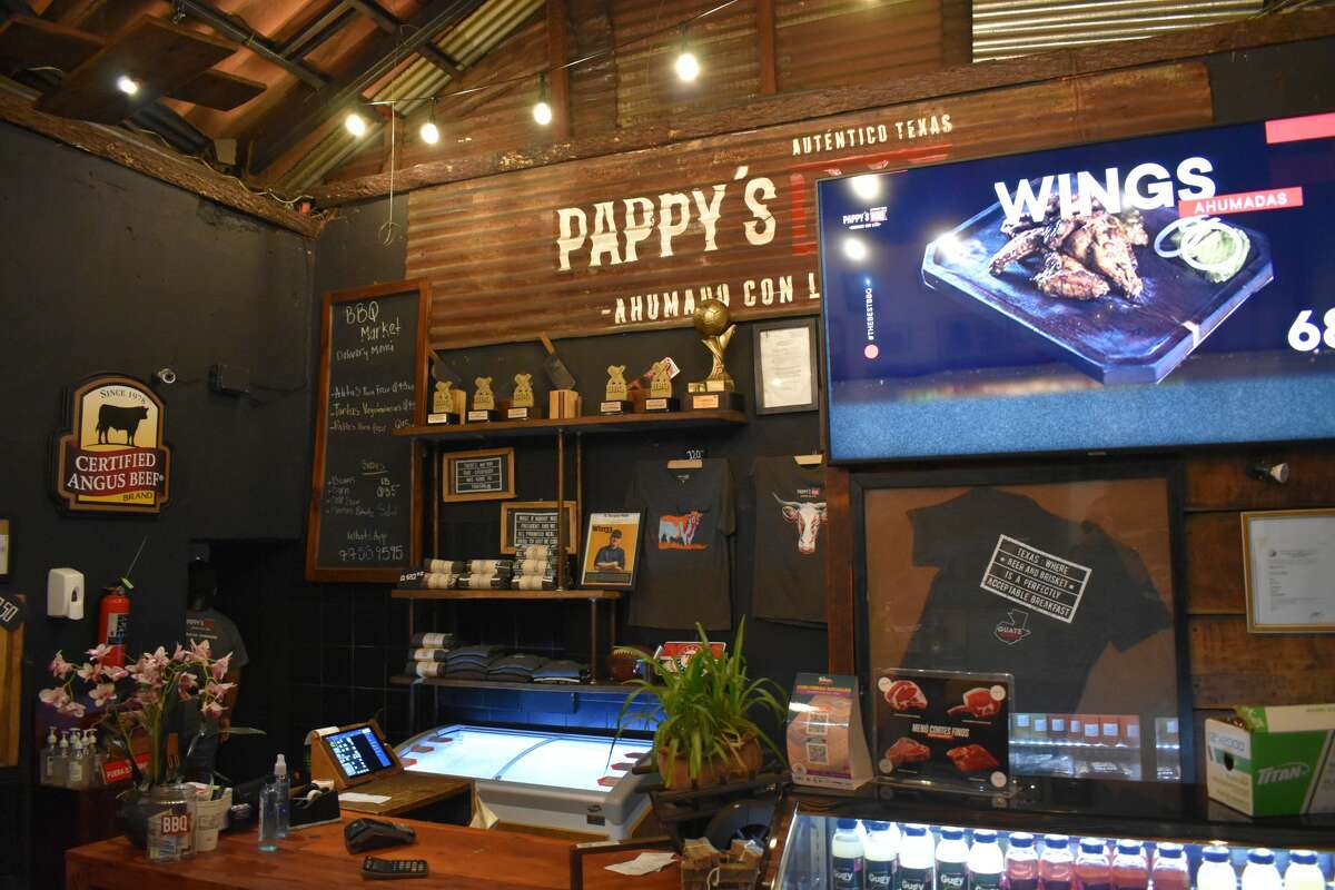 Pappy's BBQ en Antigua, Guatemala se llama a sí mismo el "MEJOR BBQ fuera de Texas." 