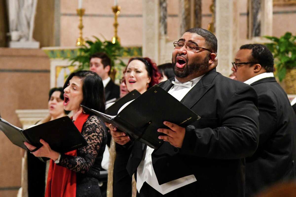 The Grammy® Award-winning Houston Chamber Choir, under the direction of Robert Simpson, presents its holiday concert offering titled “Candlelight Christmas” on Dec. 10 and Dec. 11 at Christ Church Cathedral in downtown Houston.