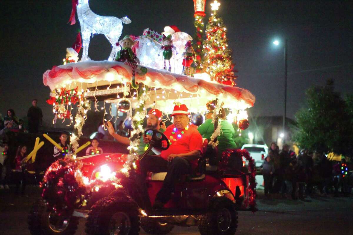 The city of Pasadena is seeking volunteers to be stationed at barricades at its Dec. 4 Holiday Lighted Parade to ensure safety for parade participants and spectators. Those volunteers will have great views of parade scenes such as this.