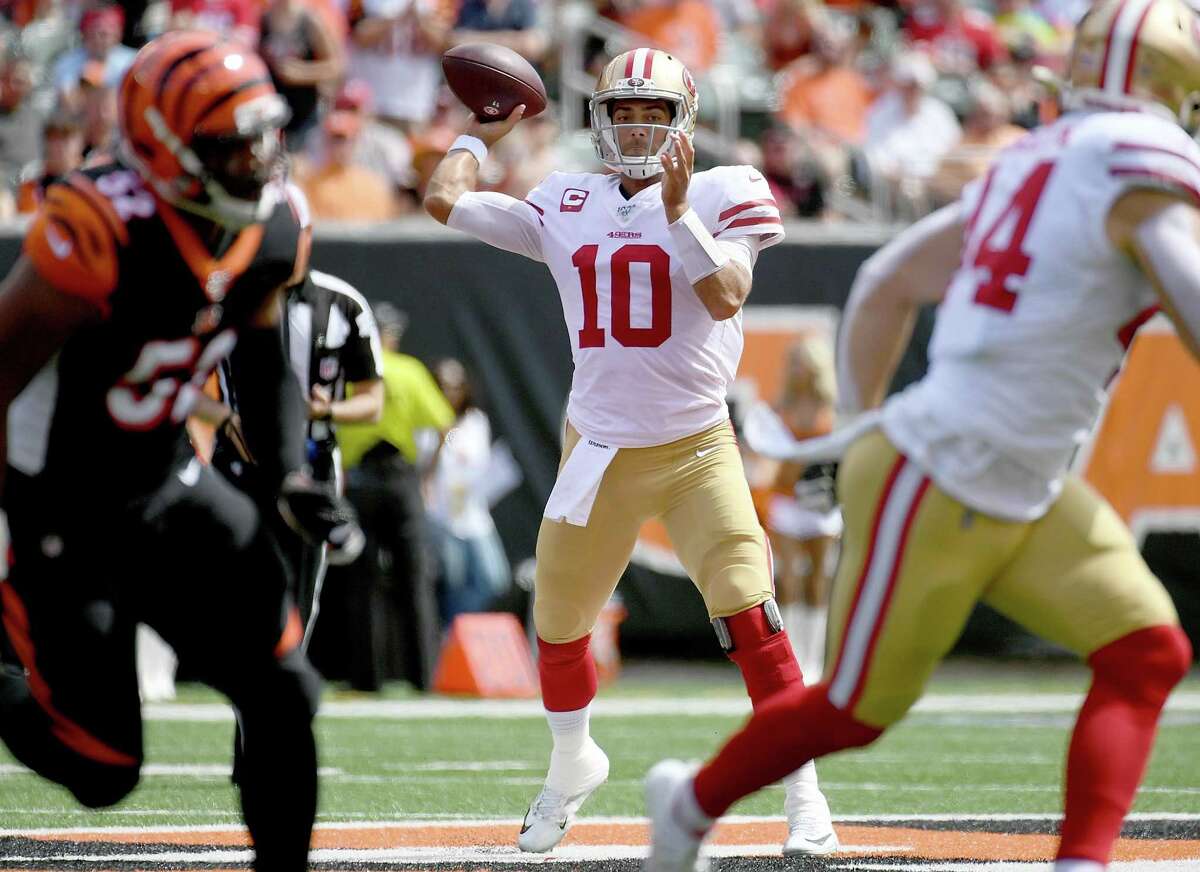 CINCINNATI, OH - SEPTEMBER 15: Jimmy Garoppolo #10 of the San Francisco 49ers passes the ball during the first quarter of the game against the Cincinnati Bengals at Paul Brown Stadium on September 15, 2019 in Cincinnati, Ohio. (Photo by Bobby Ellis/Getty Images)