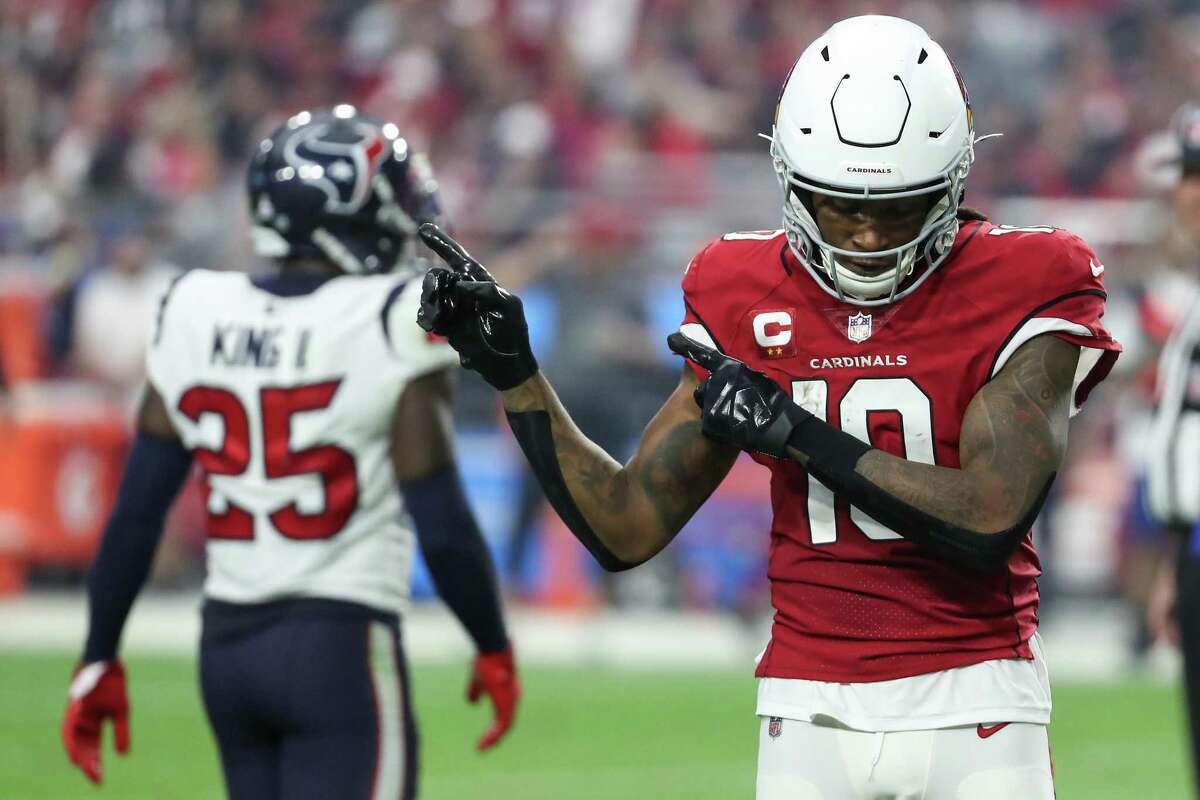 Wide receiver DeAndre Hopkins is expected to return to the Cardinals soon and help their push to top seed in the NFC.