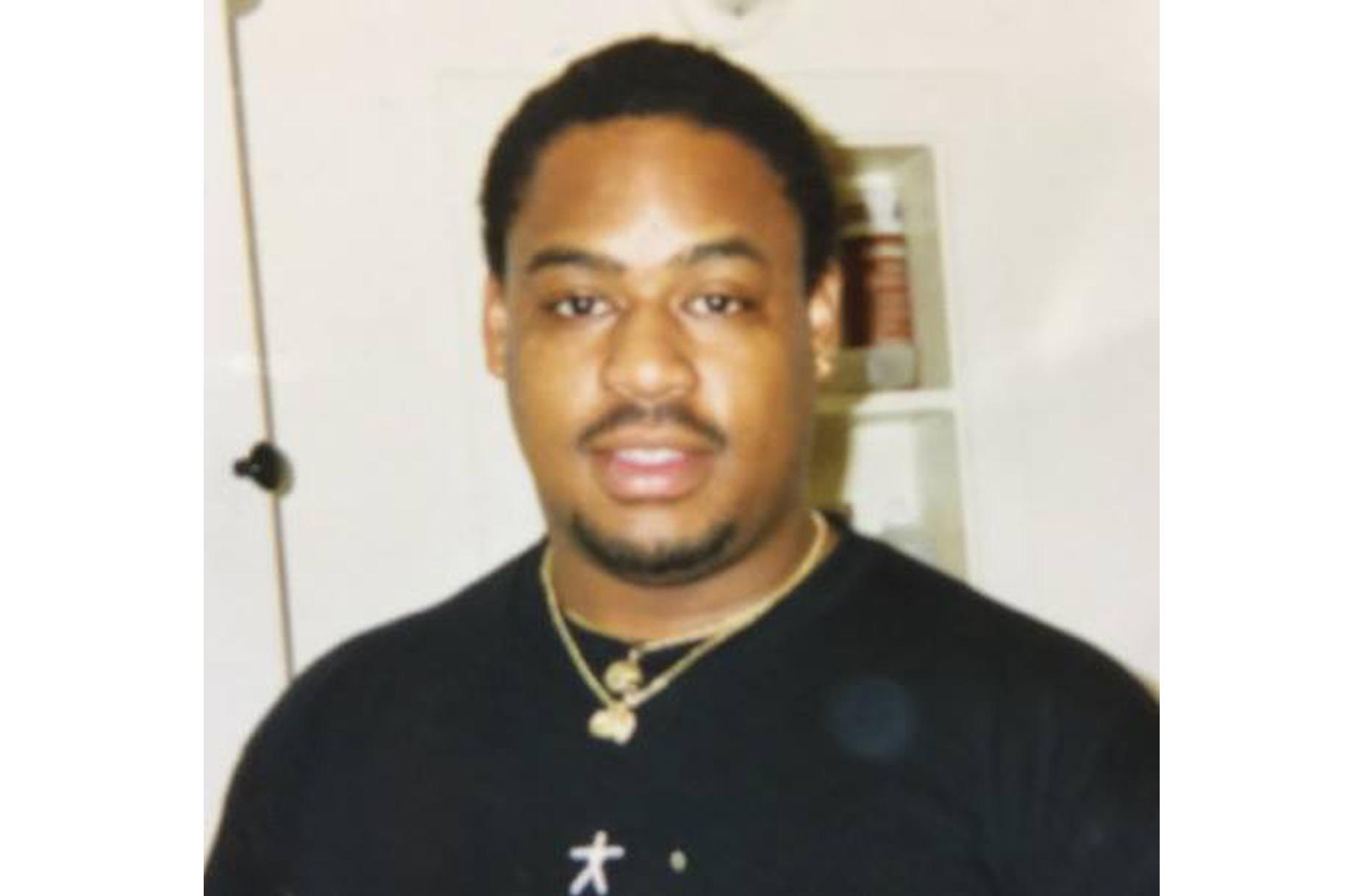 S.F. police officer pleads not guilty to homicide charges for on-duty shooting of Sean Moore - Vimarsana News